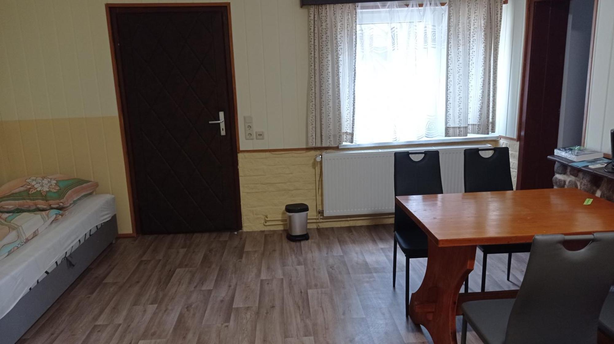 Gaestezimmer Sommer Locktow ภายนอก รูปภาพ